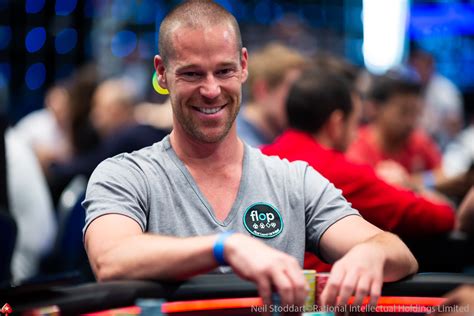 Patrik Antonius .